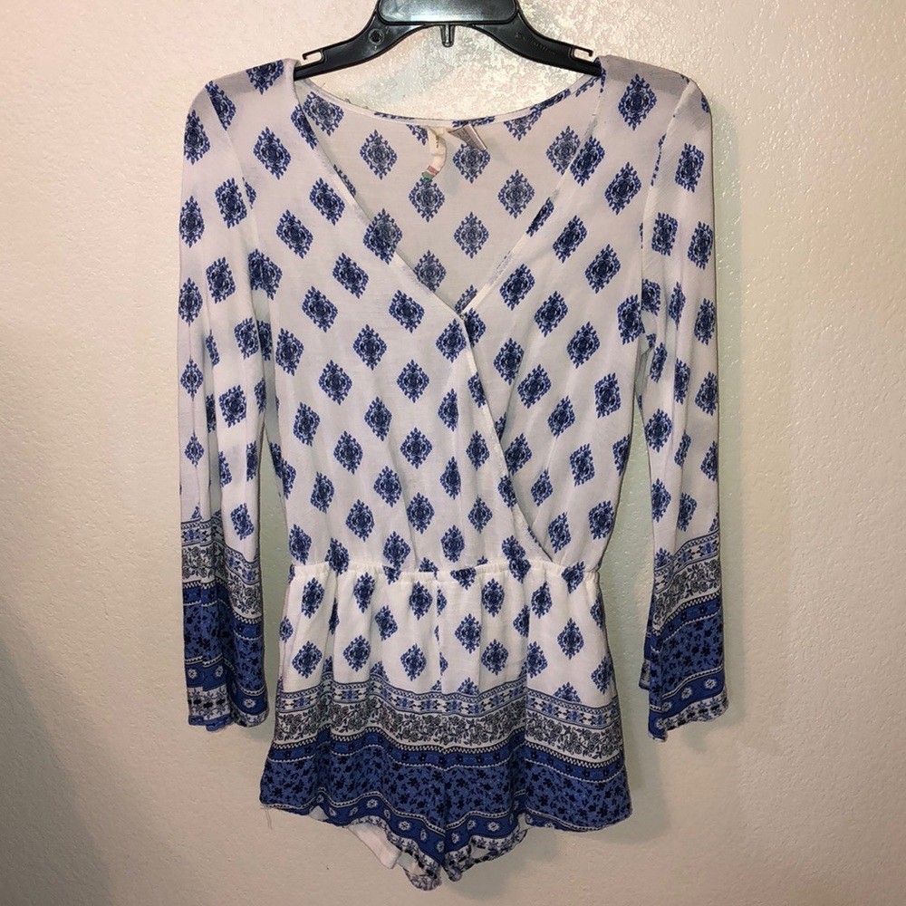 Blue & White Patterned Long Sleeved Romper